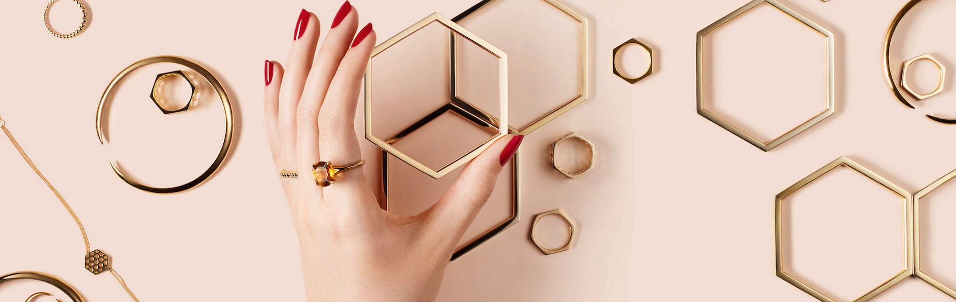 HAIR ACCESSORIES & JEWELRY